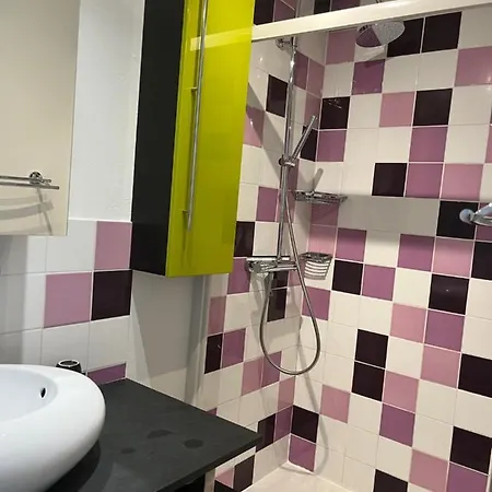 - Centre 'parcours Des Arts' 1 Chambre 2 Personnes - Patricia Appartement